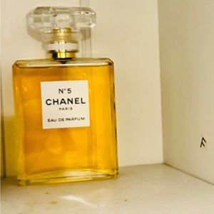 Brand new bottle channel no 5